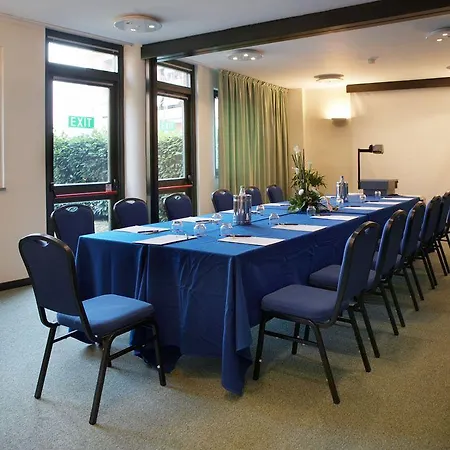 Otel Pacific Airport