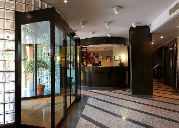 Pacific Airport Hotel