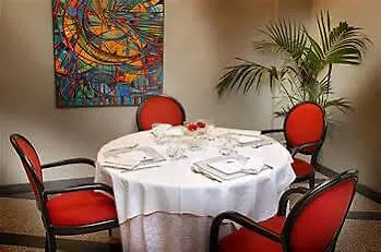 Ξενοδοχείο Pacific Airport